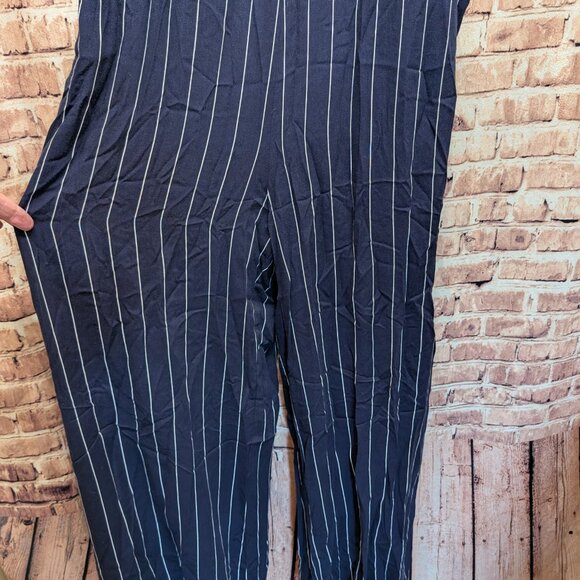 Cotton Candy LA Stevie Navy Striped Apron Tie Back Jumpsuit  Size Large - Picture 2 of 12